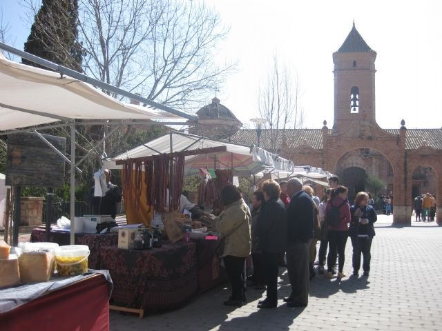 MERCADILLO ARTESANO DE LA SANTA  - 1