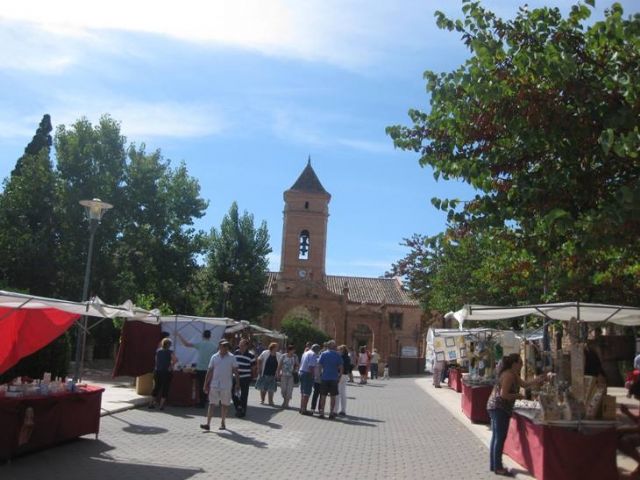 MERCADILLO ARTESANO DE LA SANTA  - 1