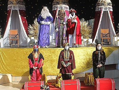 RECOGIDA DE CARTAS DE SS. MM. LOS REYES MAGOS DE ORIENTE